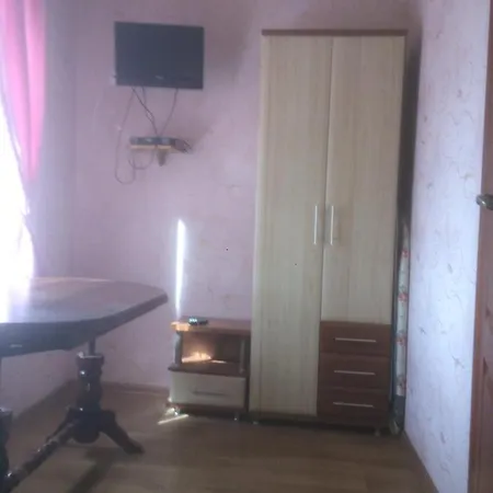 будиночок в східнці-новий кропивник *
